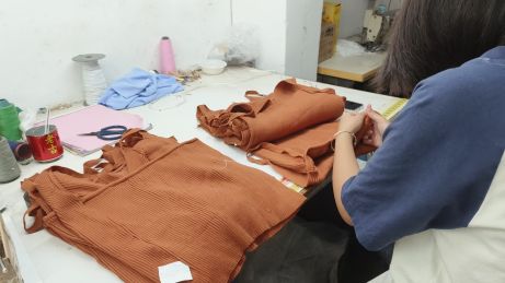 sweater ombre pabrik inggris,Sweater untuk perusahaan anak-anak