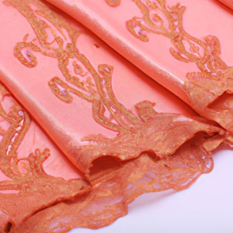 Kain kain hiasan renda perasaan tangan lembut Nigeria kain renda emas poliester untuk gaun 2023 desain baru